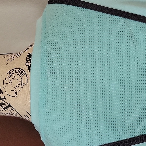 Fila Athletic Workout Shirt Large - Picture 5 of 5